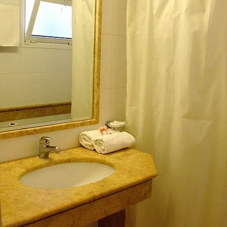 Hotel Artemis Tolón