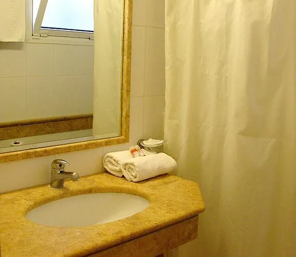 Hotel Artemis Tolón