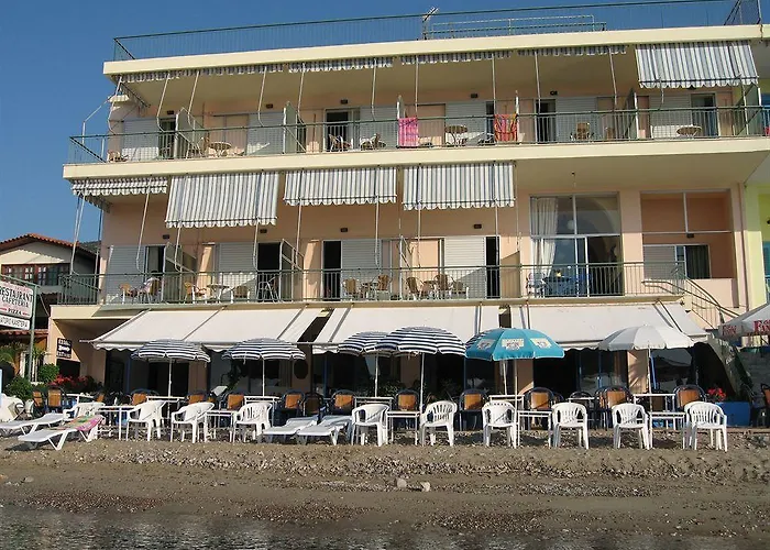 阿尔特弥斯酒店 酒店 托隆