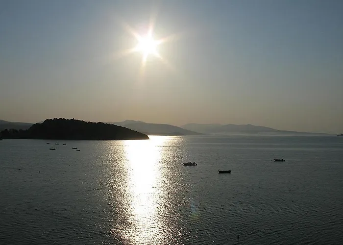 阿尔特弥斯酒店 2*